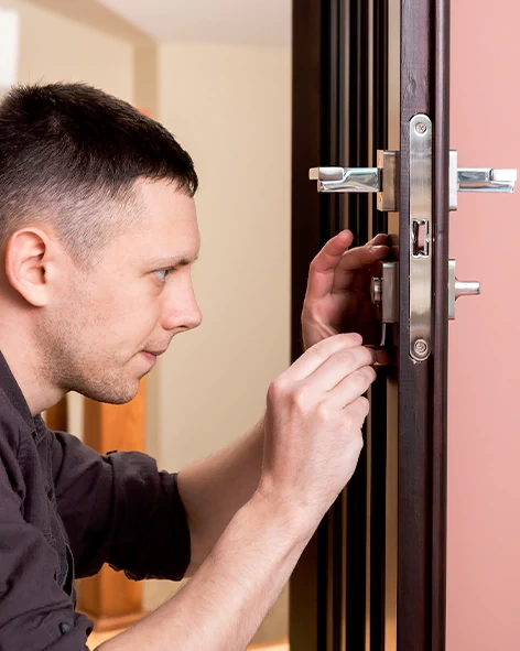 : Professional Locksmith For Commercial And Residential Locksmith Services in Sacramento, CA